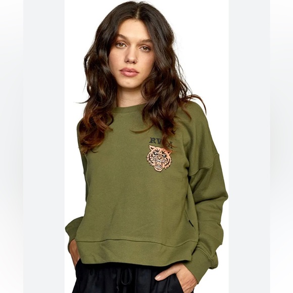 RVCA Sweaters - RVCA Women's Graphic Fleece Pullover Crew Neck Sweatshirt tiger M